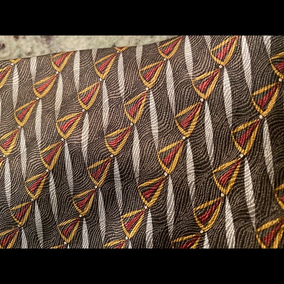 Men’s tie - Picture 2 of 3